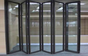 Giá cửa kính cường lực 2024